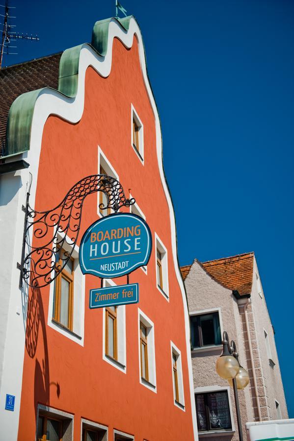 Greenpartment Boardinghouse Neustadt Neustadt an der Donau Exterior foto